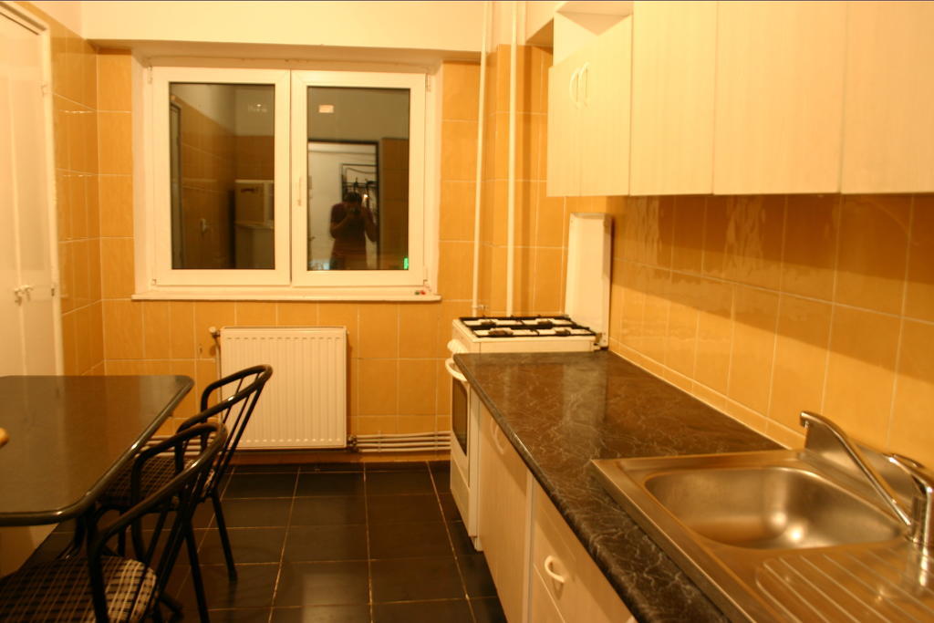 Apartament Bacau - Bacau City Centre Apartment ห้อง รูปภาพ