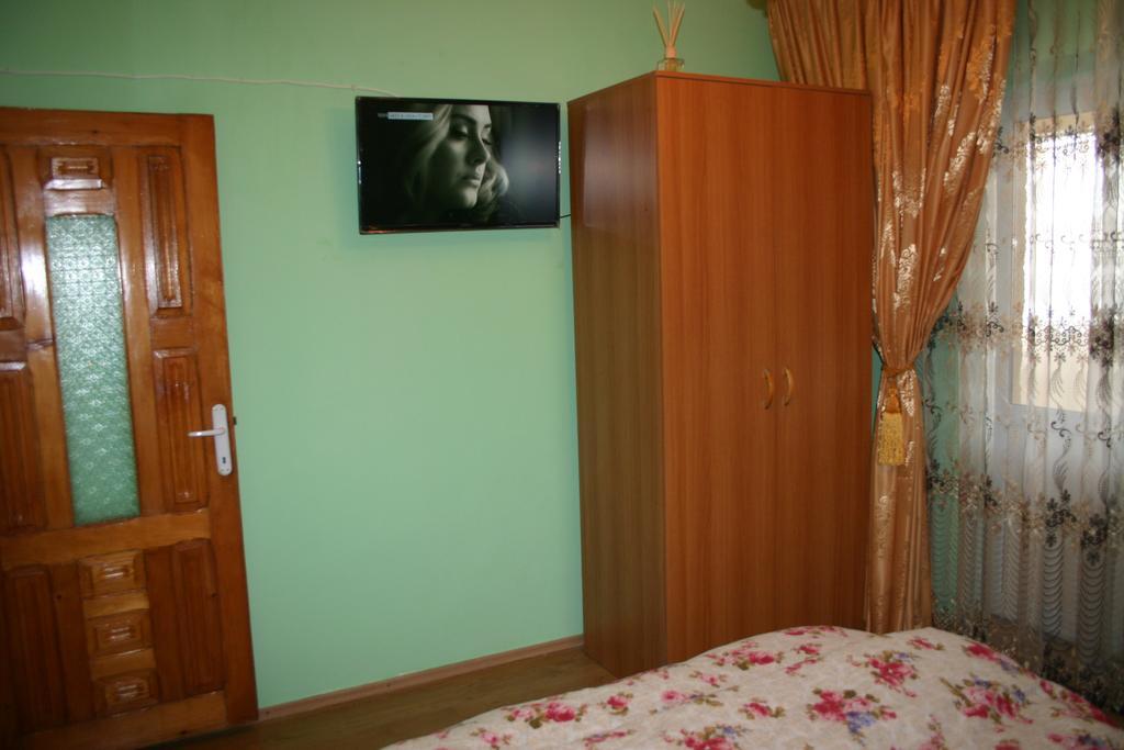 Apartament Bacau - Bacau City Centre Apartment ภายนอก รูปภาพ