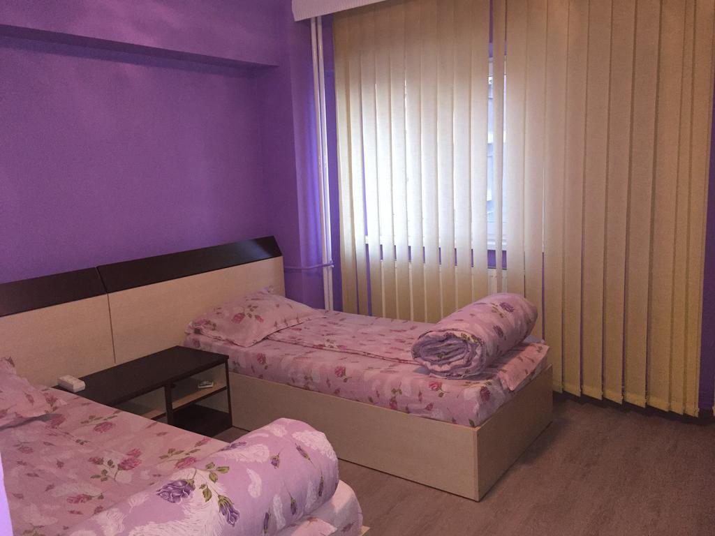 Apartament Bacau - Bacau City Centre Apartment ภายนอก รูปภาพ